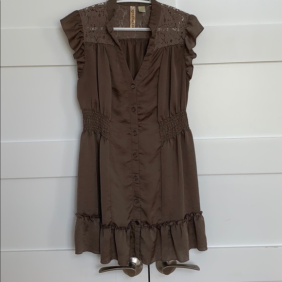 Luster Tunic Top with Lace and Ruffle Cap Sleeves - Picture 1 of 7